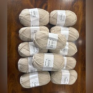 12 Balls of Drops Daisy 100% Wool Yarn in Marzipan (02)